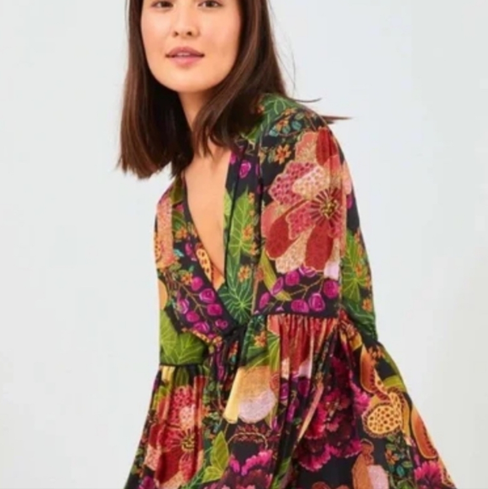 FARM RIO Black Fruit Floral Vibrant Balloon Sleeve Deep Plunge Blouse Size S - Picture 3 of 11
